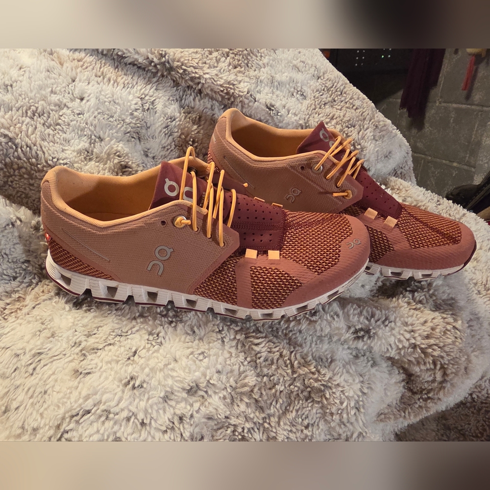 OnCloud Running Shoes in Peach and Pinkish.